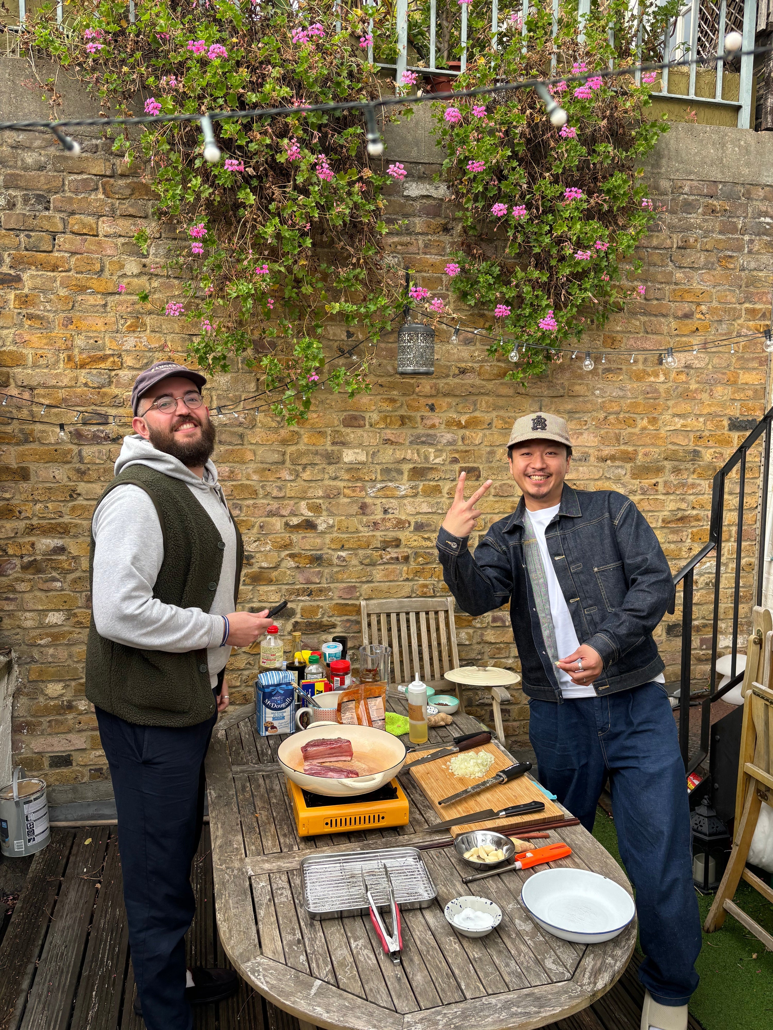 SHORT RIB CURRY & SICHUAN PEPPERCORN PIE WITH JUSTIN THE DUSTBIN