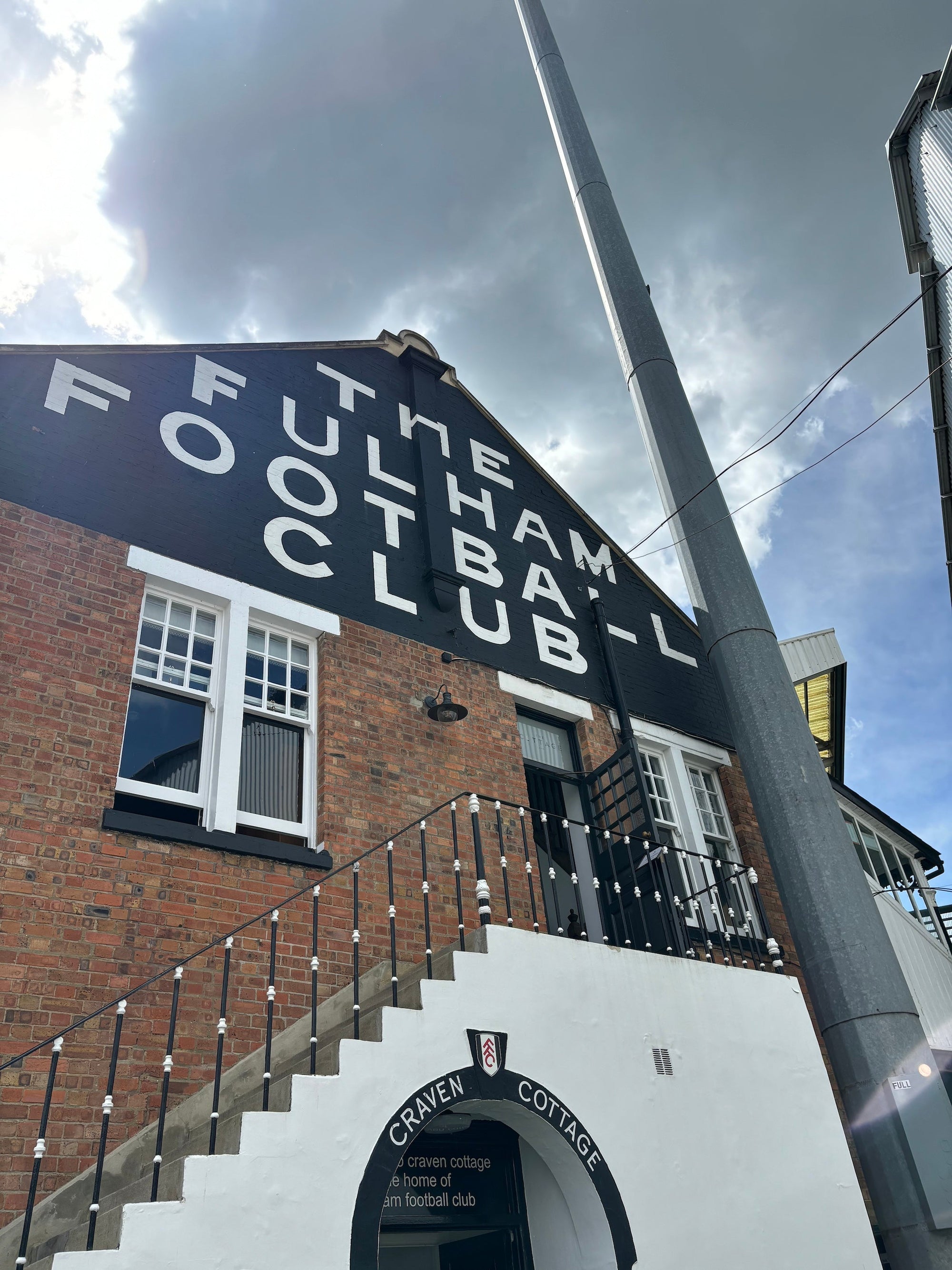 FULHAM FC HANDMADE PIES LONDON