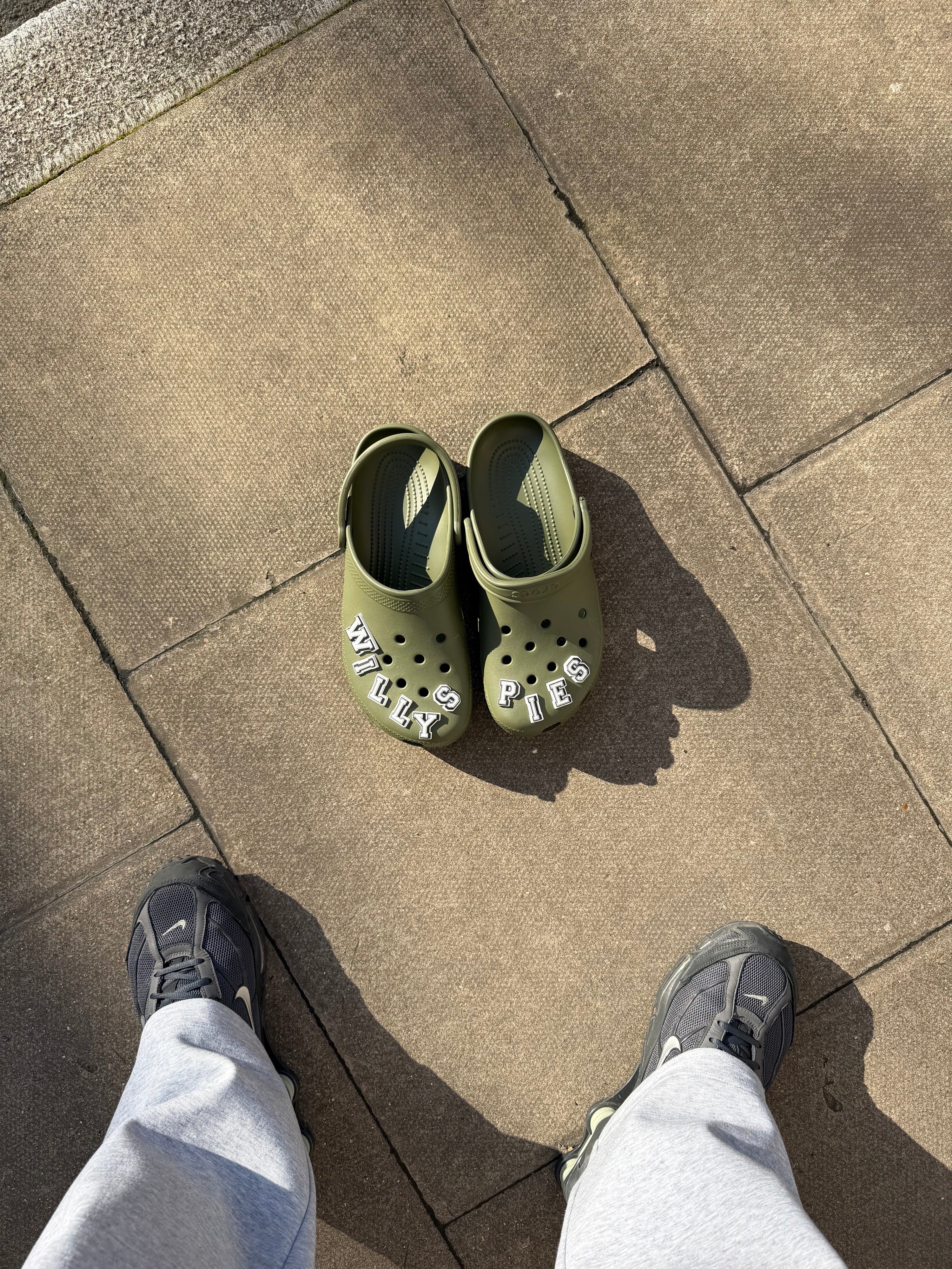 WILLY'S PIES IN COLLABORATION WITH CROCS EUROPE