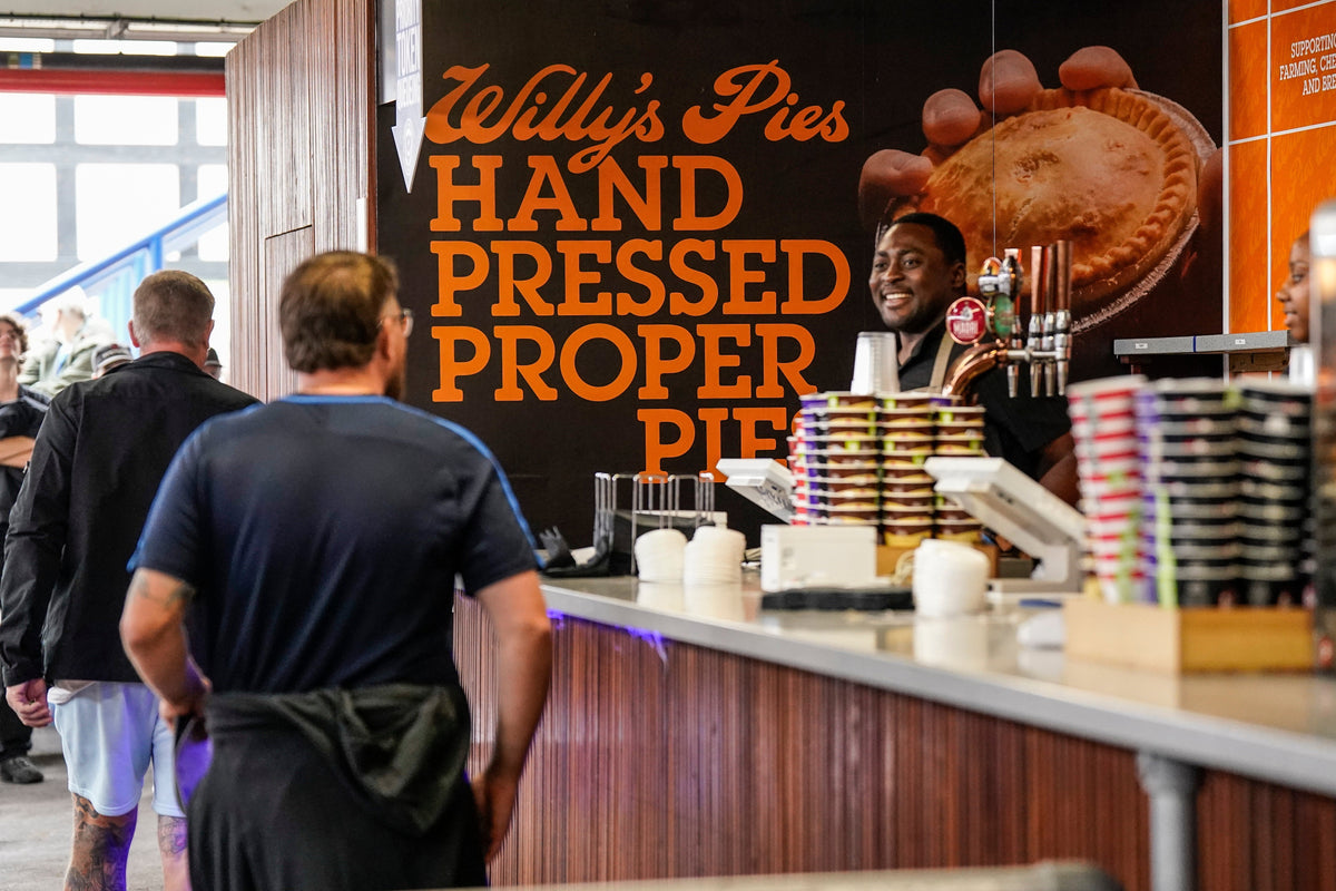 WILLY'S PIES KIOSKS IN ACTION AT POMPEY